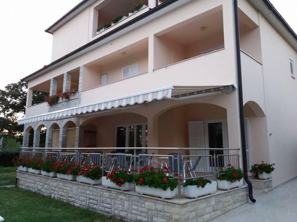 Pansion Oliva Hotel Krnica Buitenkant foto