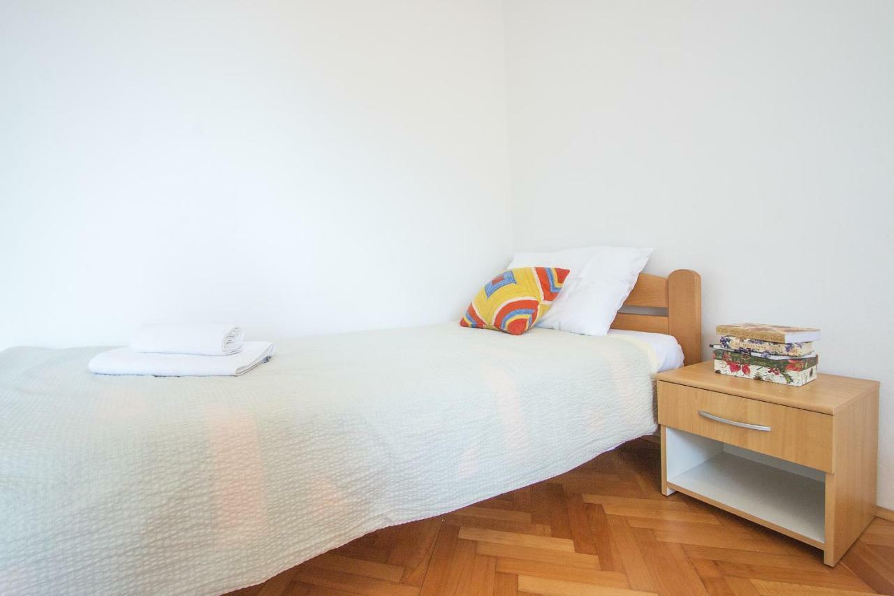 Pansion Oliva Hotel Krnica Buitenkant foto